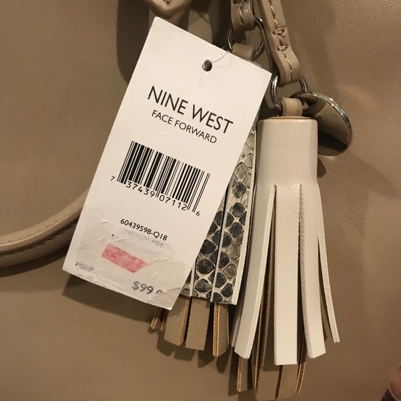 Medium size new purse - Picture 4 of 7